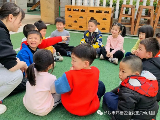 诺亚舟幼教：为什么孩子更愿意听老师的话，却不听家长的话？